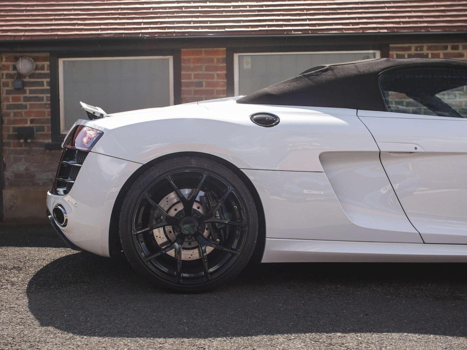 Used Audi R8 2010 for sale - 77838732: Photo 8