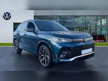 2025 - TIGUAN 1.5 TSI 272 eHybrid R-Line 5dr DSG