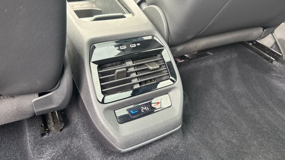 Used Volkswagen ID.5 2024 for sale - 76888855: Photo 31