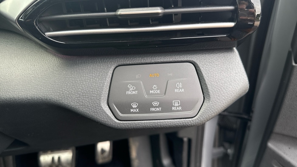 Used Volkswagen ID.5 2024 for sale - 76888855: Photo 37