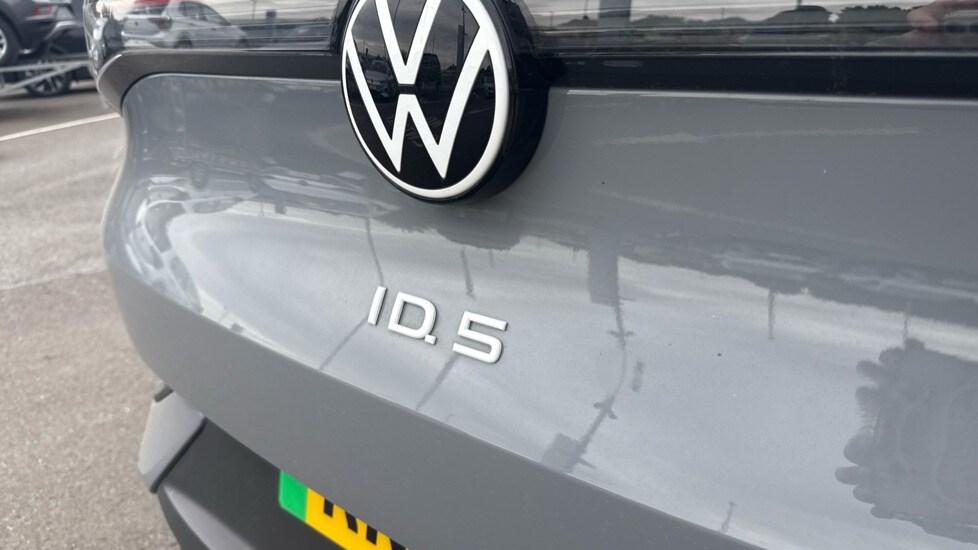 Used Volkswagen ID.5 2024 for sale - 76888855: Photo 47