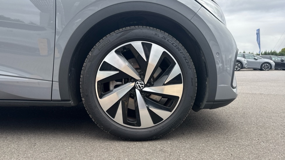 Used Volkswagen ID.5 2024 for sale - 76888855: Photo 5