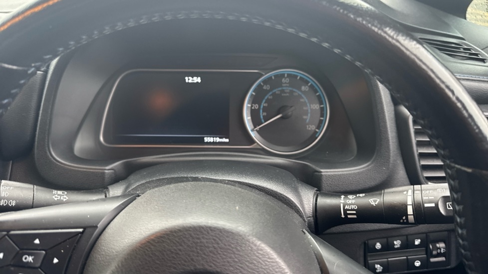 Used Nissan Leaf 2021 for sale - 76861802: Photo 13