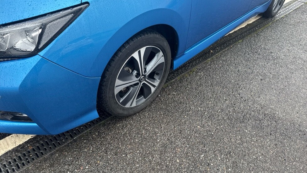 Used Nissan Leaf 2021 for sale - 76861802: Photo 26