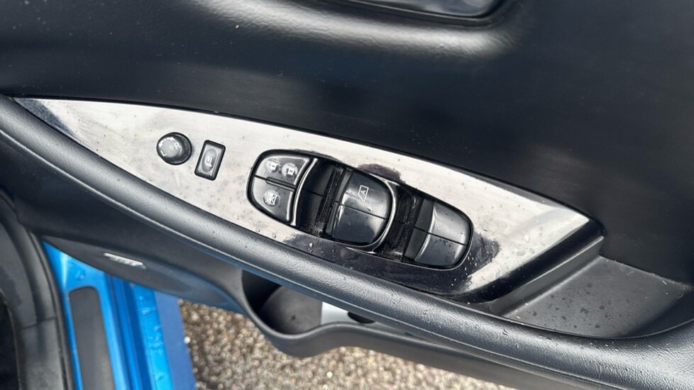 Used Nissan Leaf 2021 for sale - 76861802: Photo 36