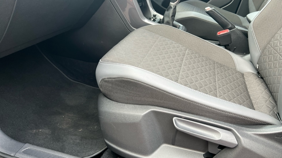 Used Volkswagen T-Cross 2022 for sale - 77082463: Photo 39