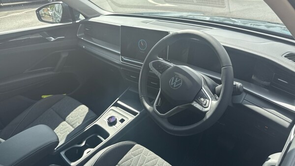 Used Volkswagen Touran 2025 for sale - 75641200: Photo 6