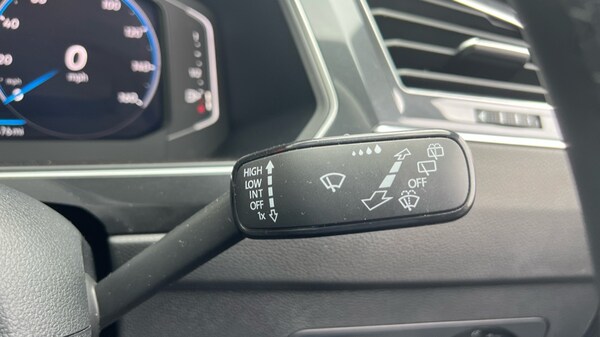 Used Volkswagen Tiguan 2023 for sale - 75652746: Photo 32