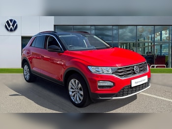 Used Volkswagen T-Roc 2019 for sale - 77082447: Photo