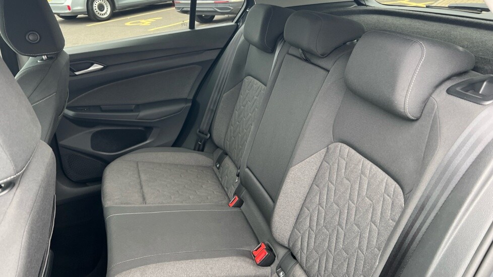 Used Volkswagen Golf 2024 for sale - 76475052: Photo 15