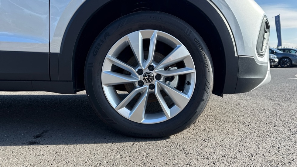 Used Volkswagen T-Cross 2025 for sale - 76328131: Photo 20