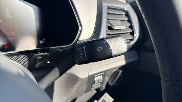 Used Volkswagen T-Cross 2025 for sale - 76328131: Photo 30