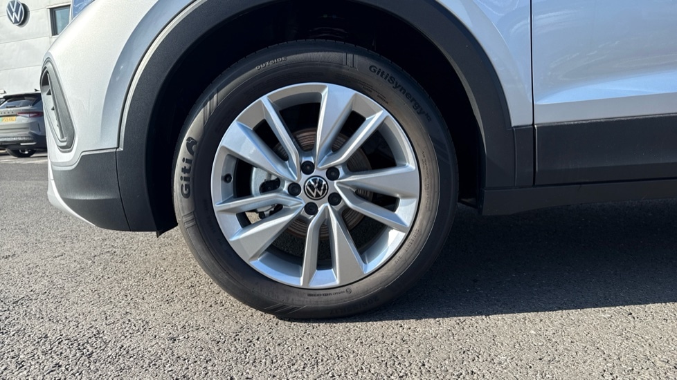 Used Volkswagen T-Cross 2025 for sale - 76328131: Photo 5