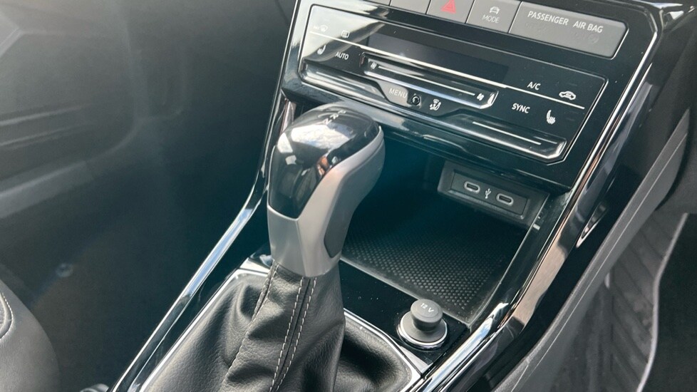 Used Volkswagen T-Cross 2024 for sale - 76796582: Photo 36