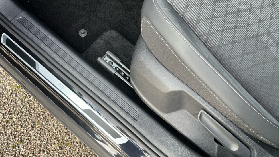 Used Volkswagen T-Cross 2024 for sale - 76796582: Photo 40