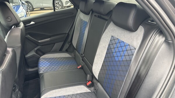 Used Volkswagen T-Roc 2023 for sale - 76312065: Photo 15