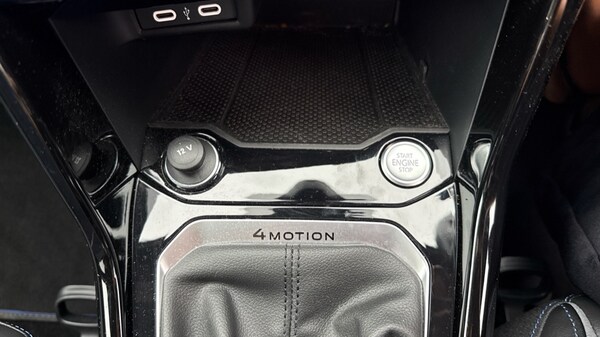 Used Volkswagen T-Roc 2023 for sale - 76312065: Photo 37