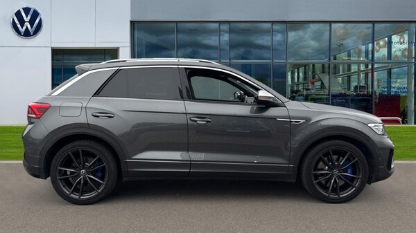 Used Volkswagen T-Roc 2023 for sale - 76312065: Photo 4