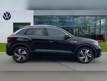 Used Volkswagen T-Roc 2024 for sale - 75652968: Photo