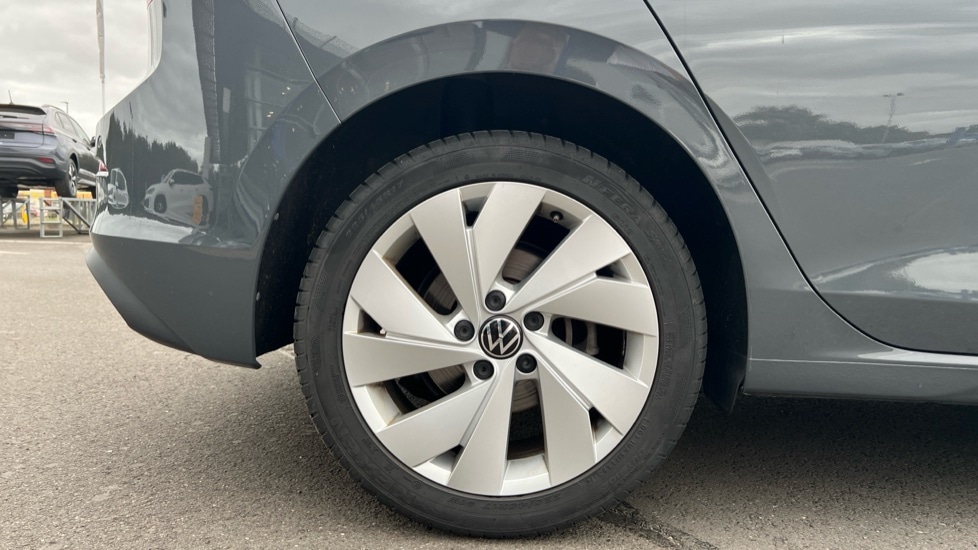 Used Volkswagen Golf 2024 for sale - 76796503: Photo 5