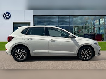 Used Volkswagen Polo 2022 for sale - 75433968: Photo