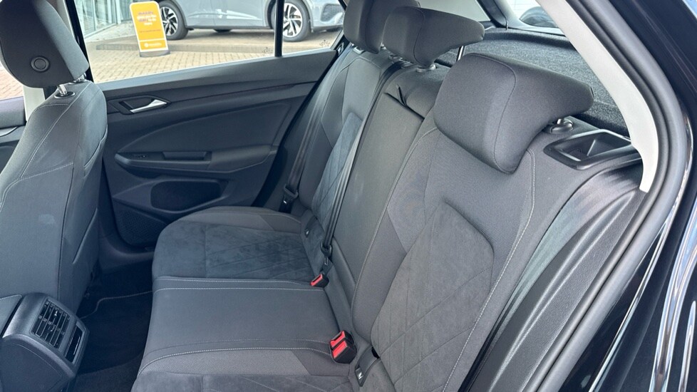 Used Volkswagen Golf 2022 for sale - 76124346: Photo 15