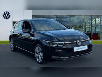 Volkswagen - Golf