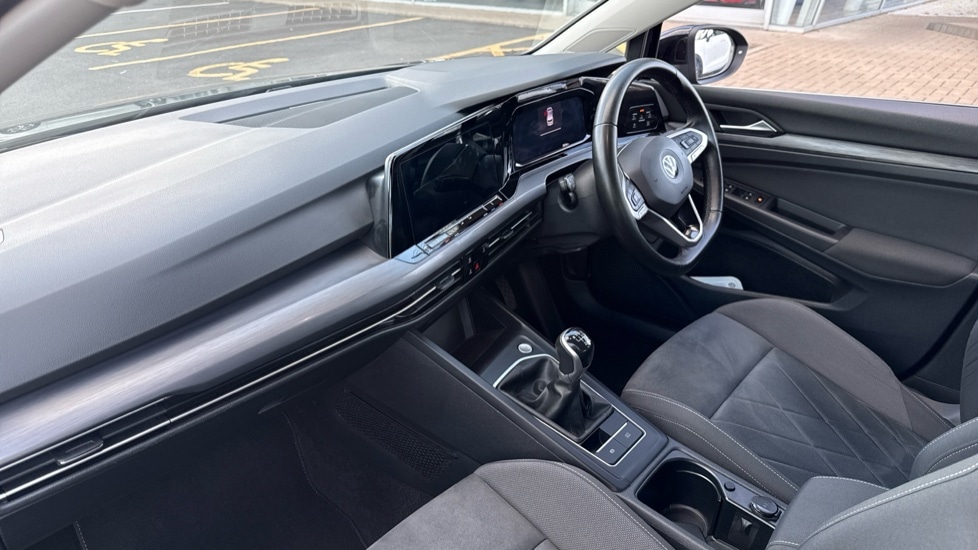 Used Volkswagen Golf 2022 for sale - 76124346: Photo 2