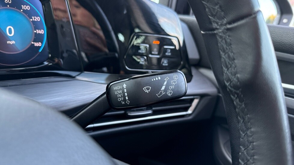 Used Volkswagen Golf 2022 for sale - 76124346: Photo 32