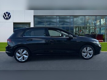 Used Volkswagen Golf 2022 for sale - 76124346: Photo 4