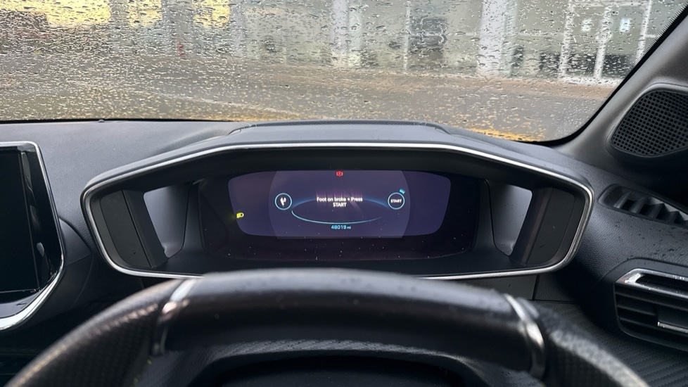 Used Peugeot 208 2021 for sale - 76684239: Photo 12