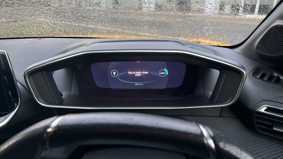 Used Peugeot 208 2021 for sale - 76684239: Photo 13