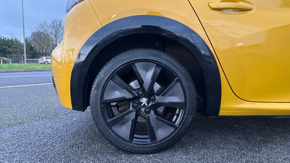 Used Peugeot 208 2021 for sale - 76684239: Photo 19