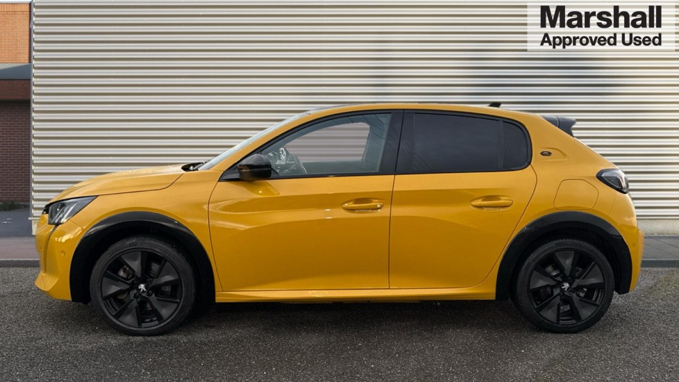 Used Peugeot 208 2021 for sale - 76684239: Photo 6