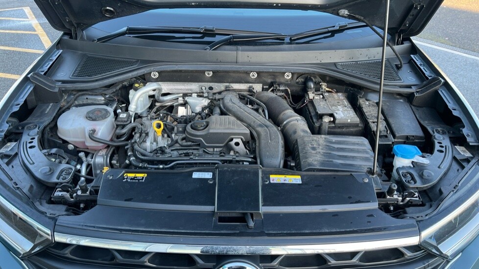 Used Volkswagen T-Roc 2024 for sale - 76796247: Photo 17