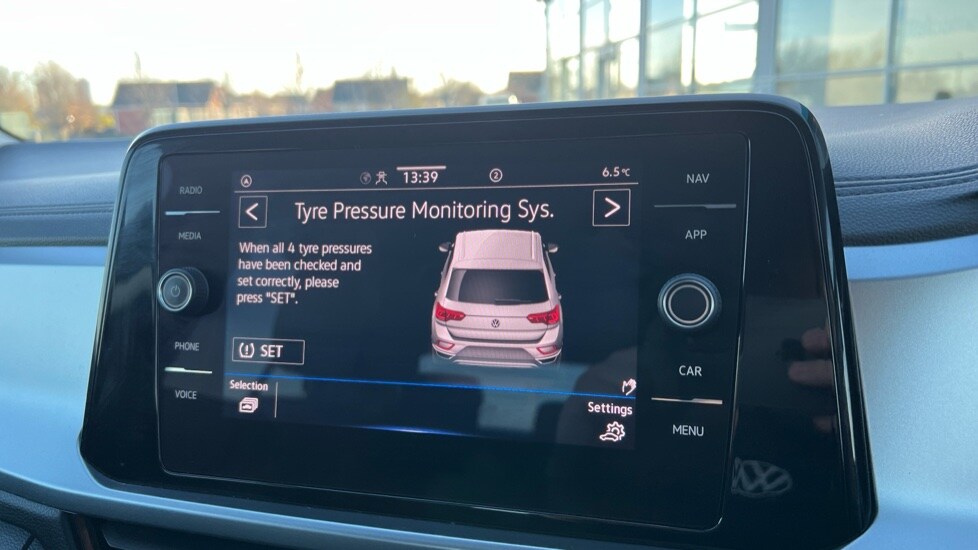 Used Volkswagen T-Roc 2024 for sale - 76796247: Photo 23