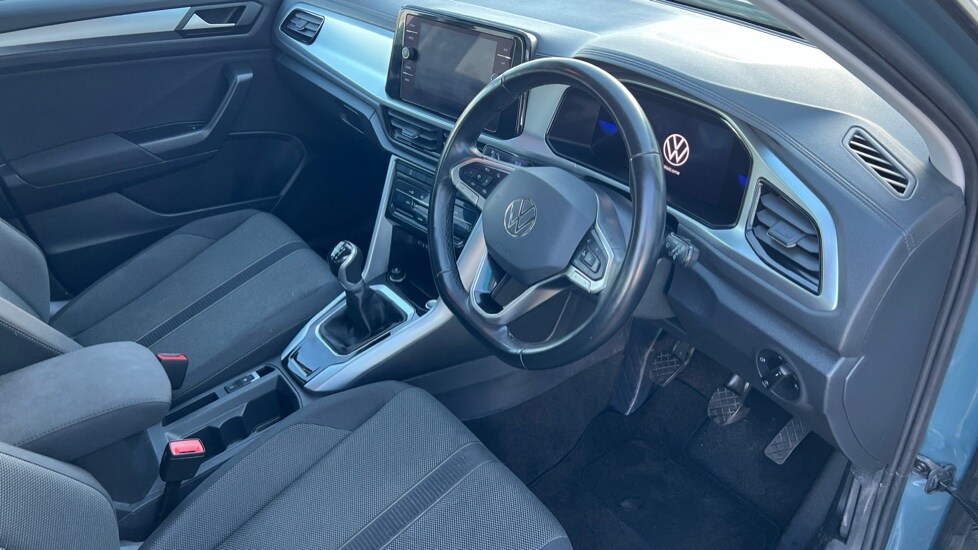 Used Volkswagen T-Roc 2024 for sale - 76796247: Photo 6