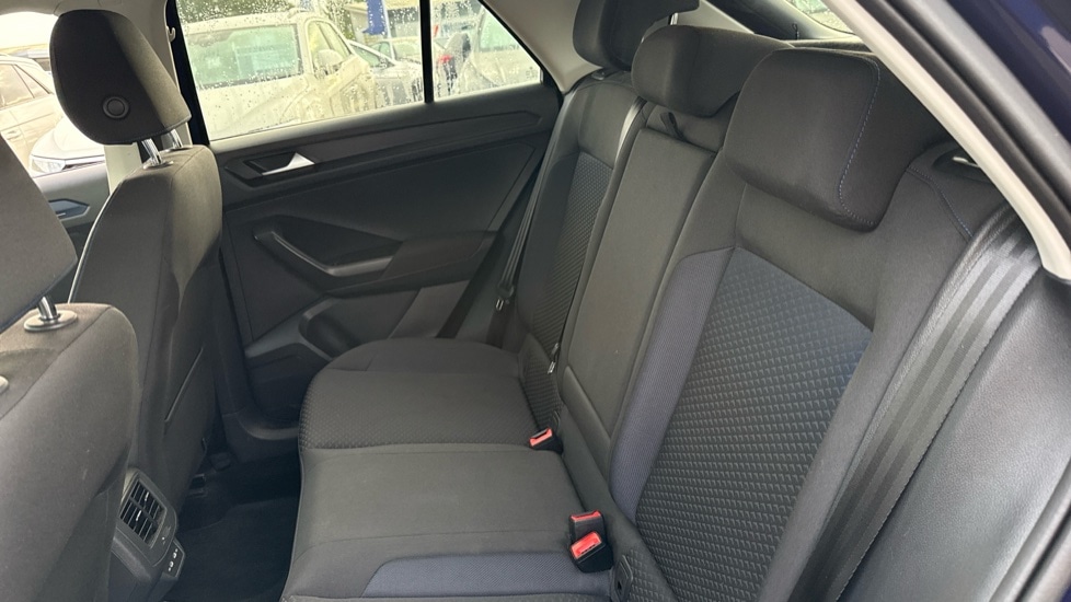 Used Volkswagen T-Roc 2021 for sale - 76078970: Photo 15