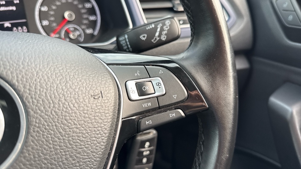 Used Volkswagen T-Roc 2021 for sale - 76078970: Photo 29