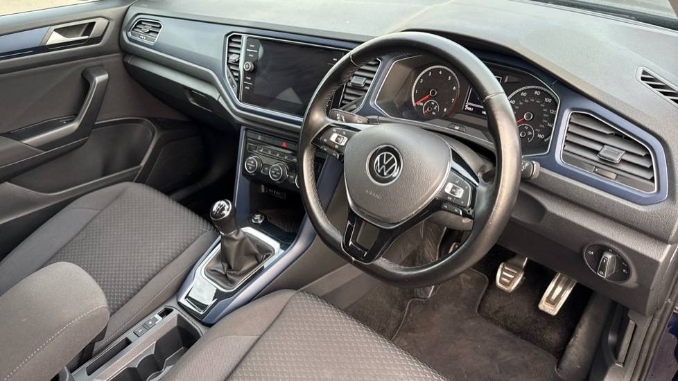 Used Volkswagen T-Roc 2021 for sale - 76078970: Photo 6