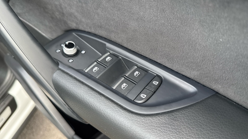 Used Audi Q5 2023 for sale - 76954422: Photo 41