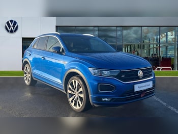 Used Volkswagen T-Roc 2018 for sale - 76861800: Photo