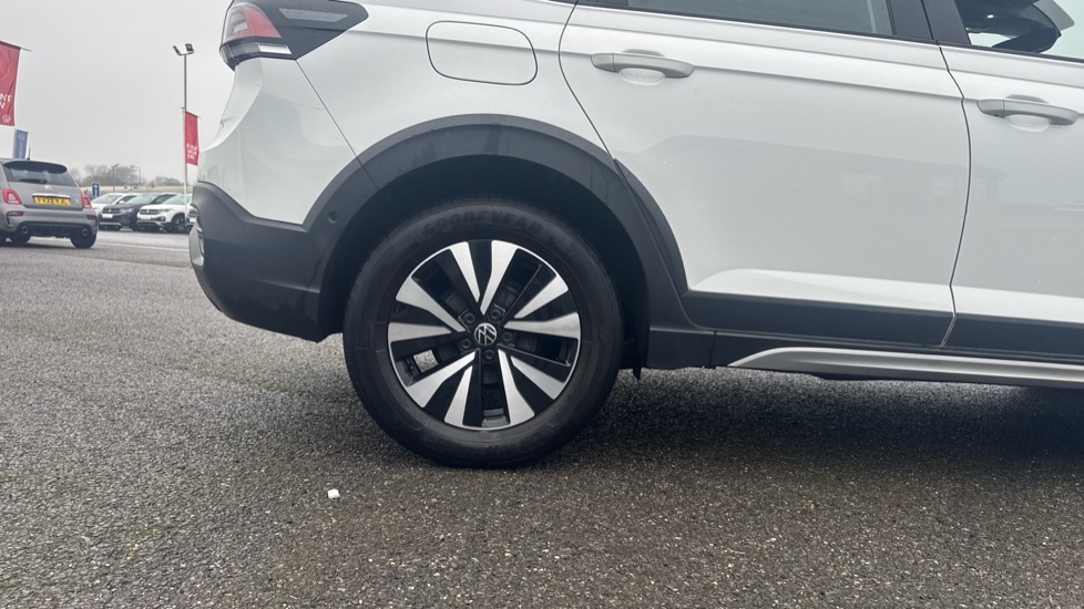 Used Volkswagen Taigo 2022 for sale - 76796251: Photo 5