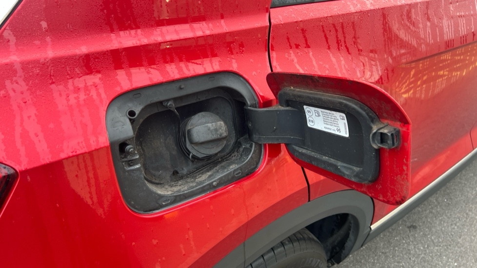 Used Volkswagen T-Roc 2022 for sale - 76079075: Photo 29