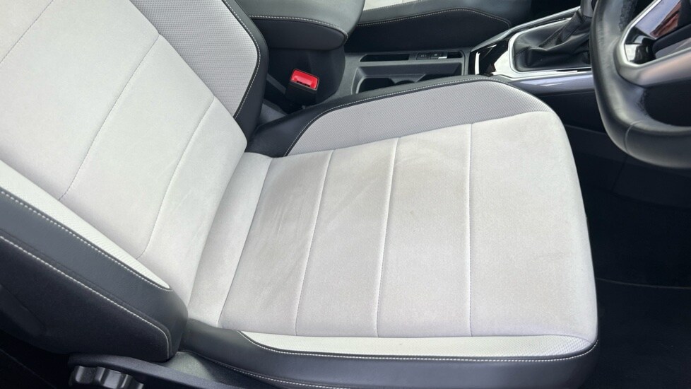 Used Volkswagen T-Roc 2022 for sale - 76079075: Photo 39