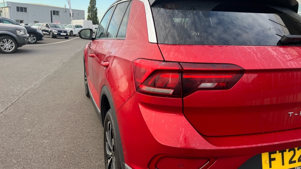 Used Volkswagen T-Roc 2022 for sale - 76079075: Photo 45