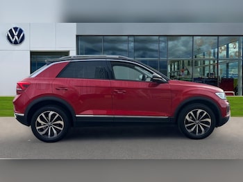 Used Volkswagen T-Roc 2022 for sale - 76079075: Photo 4