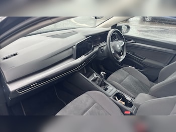 Used Volkswagen Golf 2020 for sale - 77059136: Photo