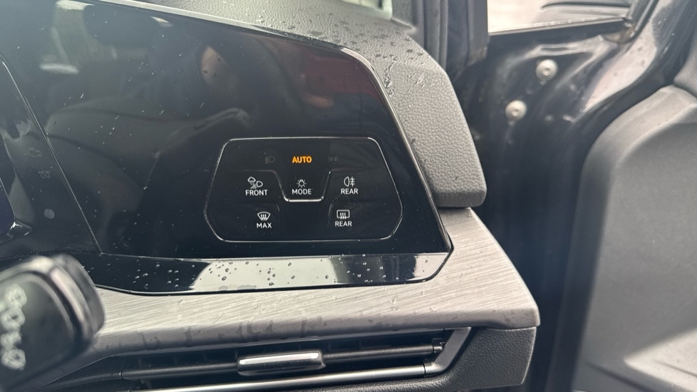 Used Volkswagen Golf 2020 for sale - 77059136: Photo 44