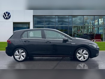 Used Volkswagen Golf 2020 for sale - 77059136: Photo